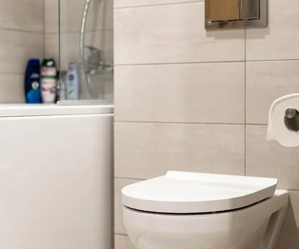 아파트 Center Free Parking